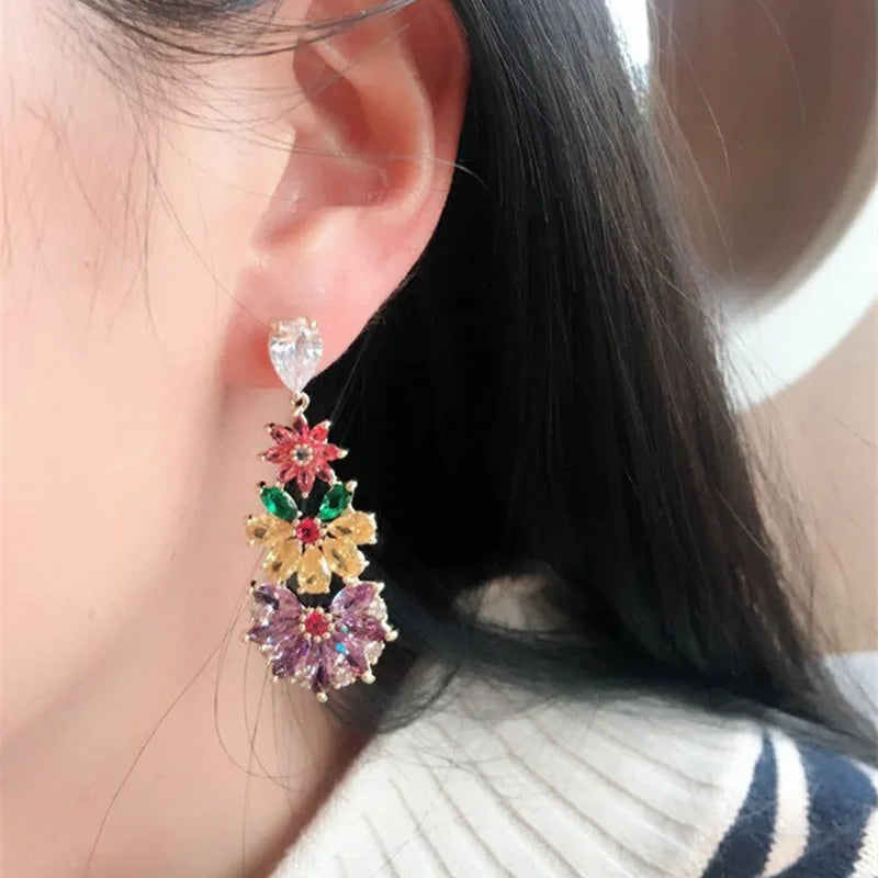 Fashion Bohemia Fancy Pink Crystal Flower Dangle Earrings for Women Luxury Silver Color Drops Earrings Rococo Style Jewelry