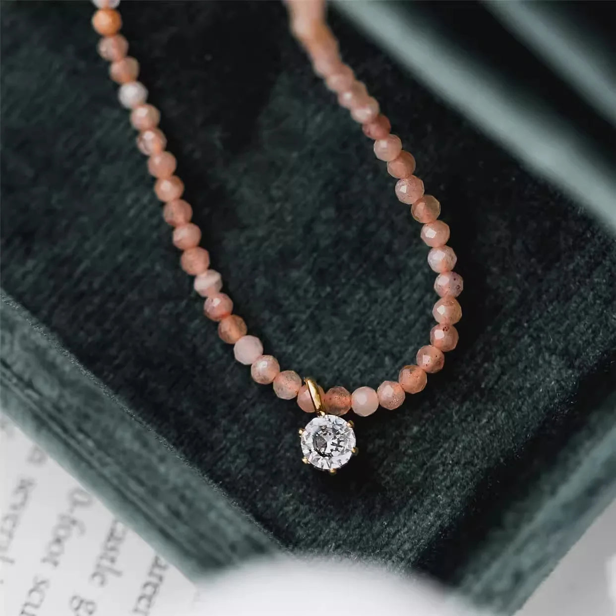 Fashion Vintage Sexy Zircon Pendant Necklace For Women Boho Geometric Transparent Crystal Imitation Moissanite Chain Jewelry